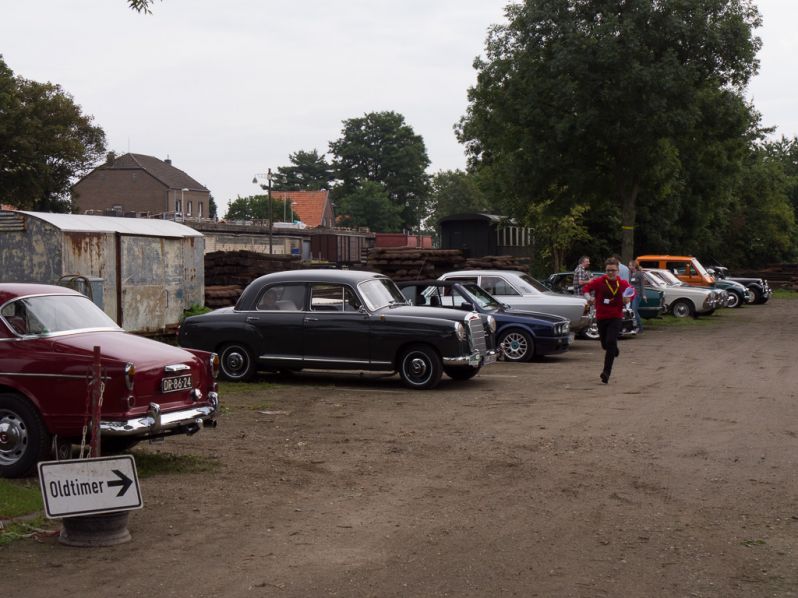 23. Eurode Oldtimerfahrt 13.09.2015
Schlüsselwörter: 23. Eurode Oldtimerfahrt;Stammtisch NRW