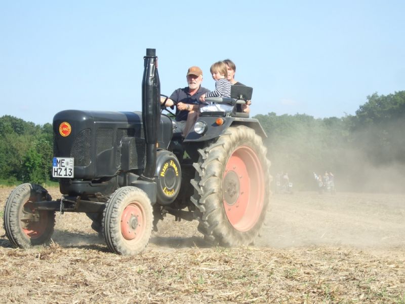 Die auch bewegt werden
NRW-Stammtisch August 2012
Ausfahrt durch das Angerland & Ruhrtal
