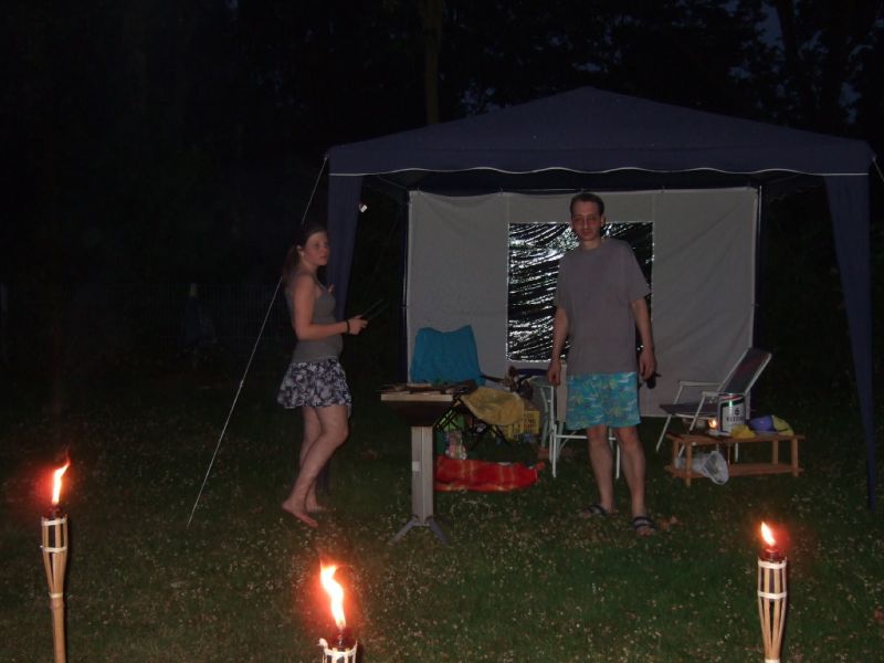 Immer noch warm - oder auch vor dem groÃŸen Regen
Dinotreffen 2012
