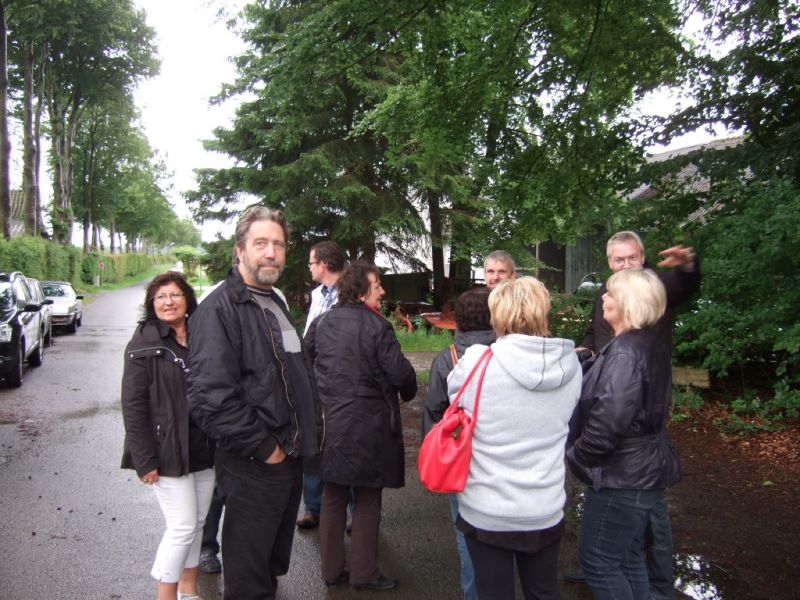 Vor dem ZaunkÃ¶nig
NRW-Stammtisch 16.6.2012
