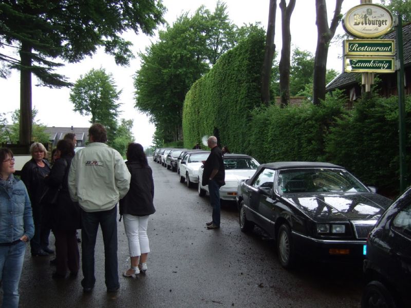 Vor dem ZaunkÃ¶nig
NRW-Stammtisch 16.6.2012
