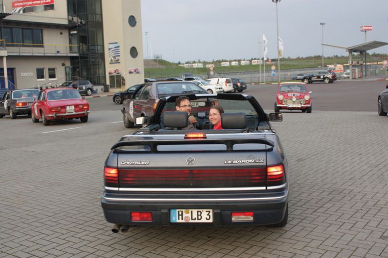 Creme21'14 Oschersleben
Bevor bei der Creme21 2014 es zum Schnellfahren auf die Rennstrecke ging.
Schlüsselwörter: Creme21;Creme;Creme 21;Oschersleben