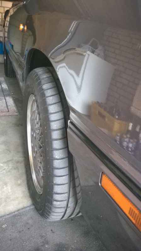 30 mm vorne und hinten...
WeilÂ´s den ganzen Sonntag so furchtbar regnet, ging es heute nicht zur US Car & Bike Show nach Grefrath, sondern in die Garage: 30mm vorne und hinten montiert, Probefahrt fiel wetterbedingt aus. Tut mir echt leid mit dem Wetter fÃ¼r die Veranstalter & GÃ¤ste der Show !
