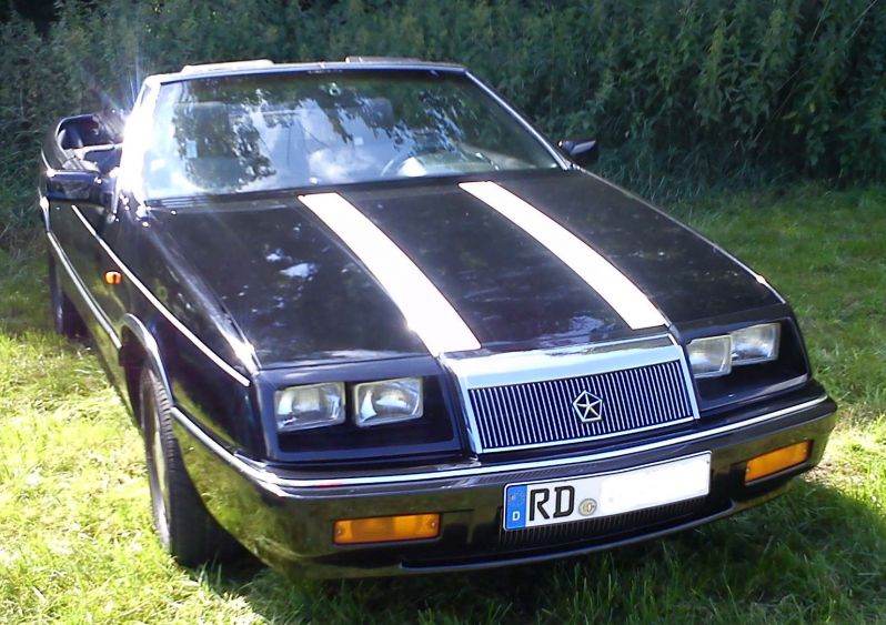 US-Cars und Oldtimer-Treffen in Bredeneek 09.08 2015
unbekannter Le Baron
