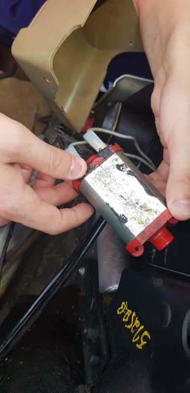 "Ceda" 12V Motor
Schlüsselwörter: Fenster;Hinten;Motor