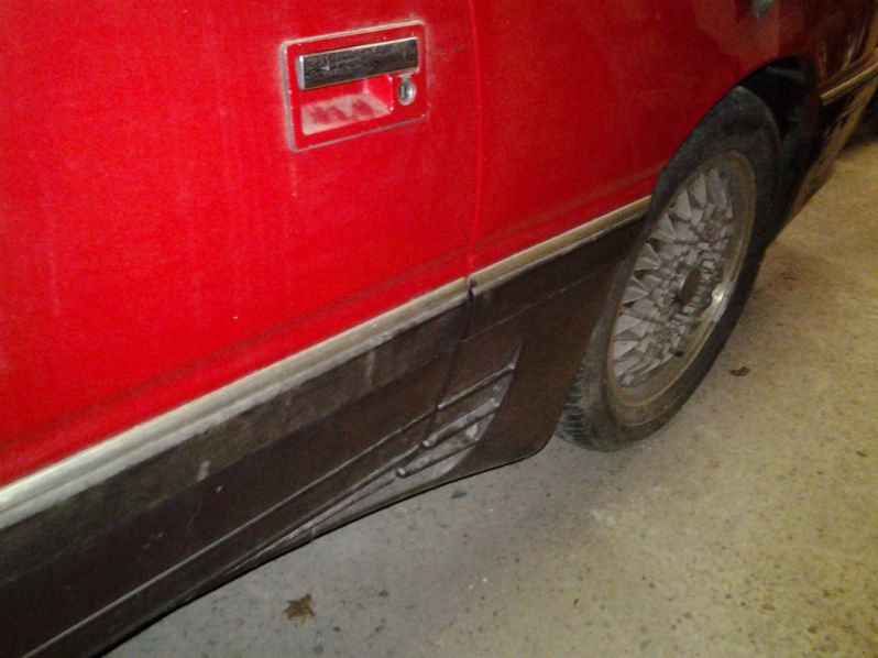 Le Baron 04.90 mit Kugel Karosseriebausatz
GTC Turbo 2,2l 130Kw
