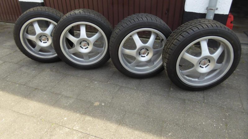 Schlüsselwörter: Felgensatz für Stratos